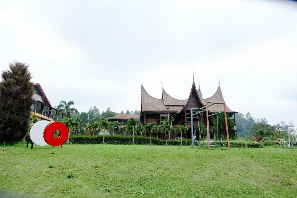 Capital O 892 Grand Pujon View Hotel And Resort Batu  Esterno foto