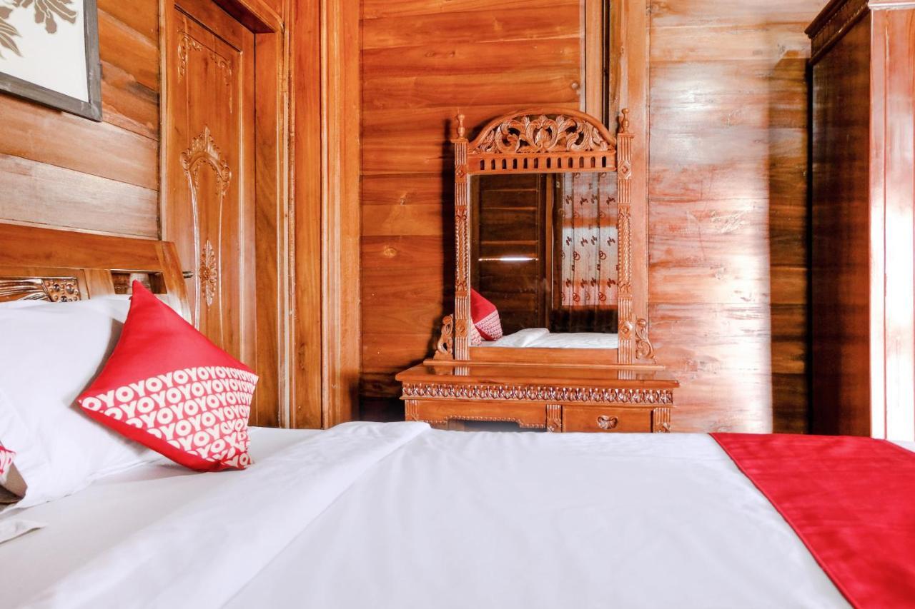 Capital O 892 Grand Pujon View Hotel And Resort Batu  Esterno foto