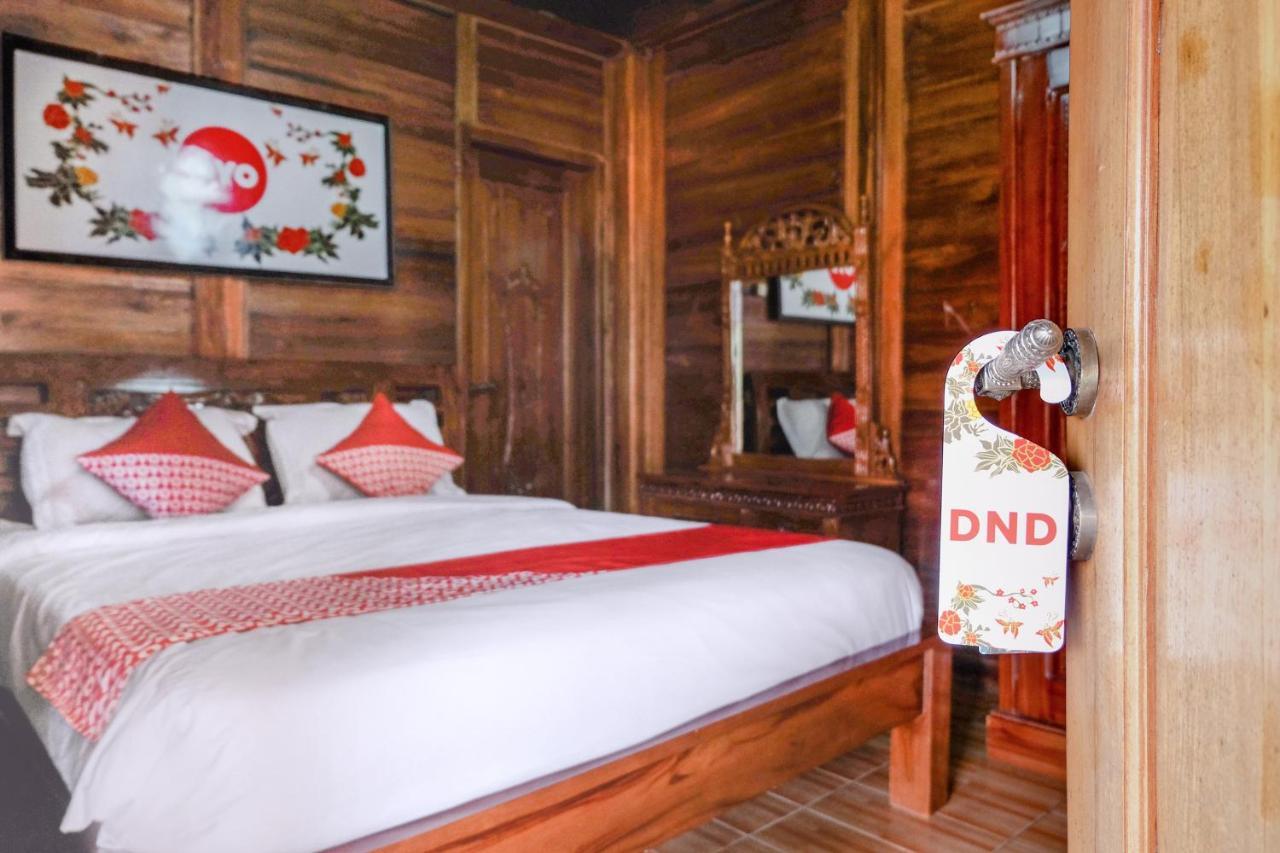 Capital O 892 Grand Pujon View Hotel And Resort Batu  Esterno foto