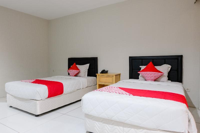 Capital O 892 Grand Pujon View Hotel And Resort Batu  Esterno foto